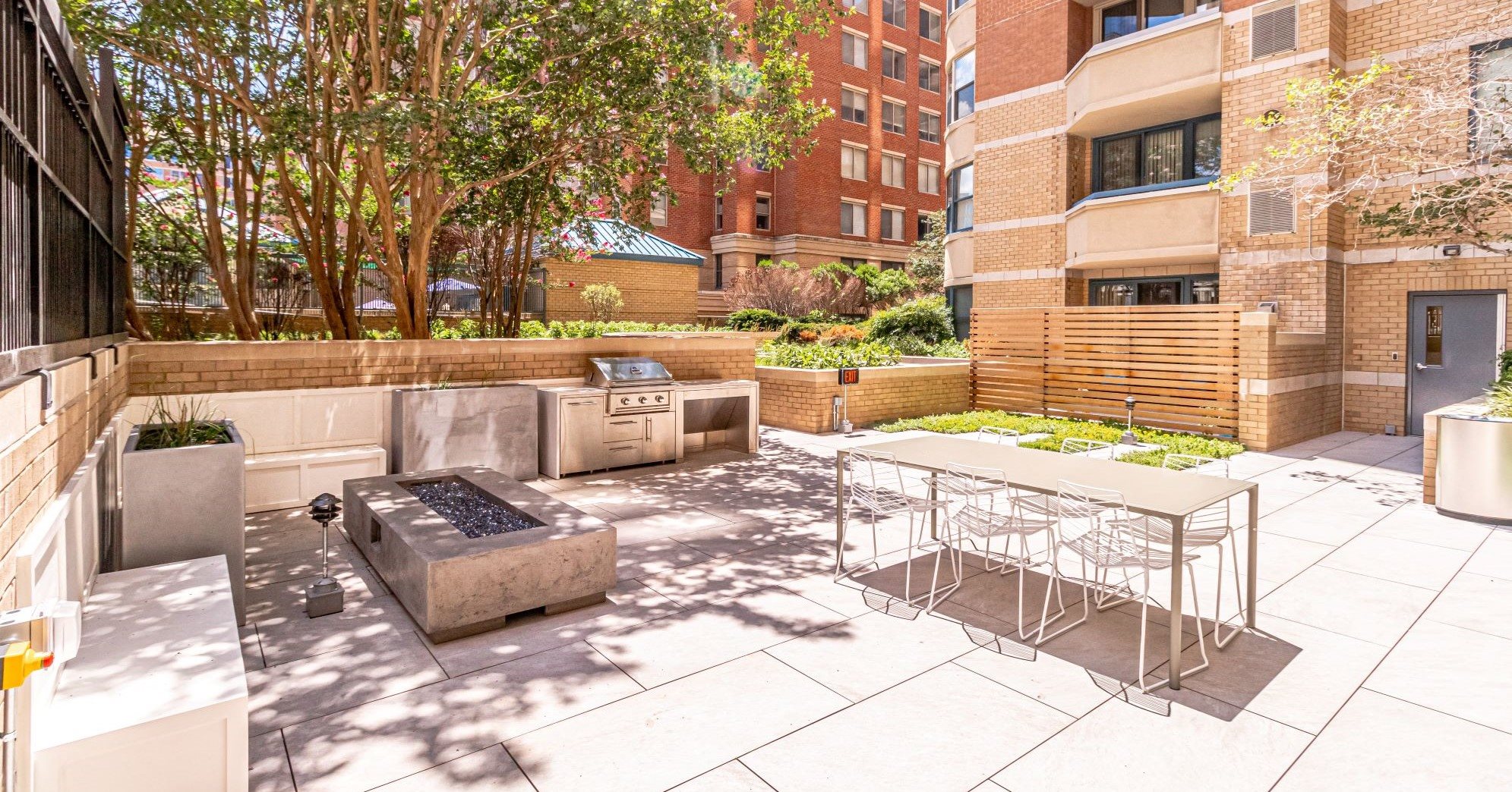 Ballston Place Apartments in Arlington, VA